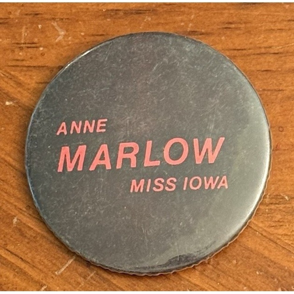 Anne Marlow Miss Iowa Vintage Pinback Button‎ Pin Round Circle